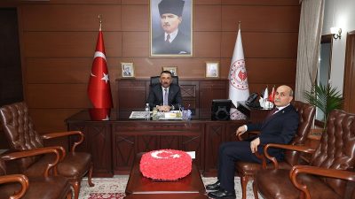 Vali Osman Hacıbektaşoğlu, TTK Genel Müdürü Muharrem Kiraz’ı makamında kabul