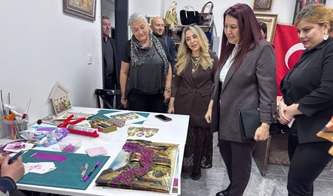 Hanımefendi Güney Hacıbektaşoğlu, Zonguldak Fatih Halk Eğitimi Merkezi Müdürlüğü’nü ziyaret