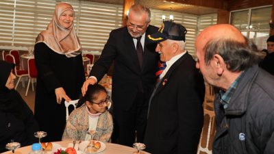 Bafra Belediye Başkanı Hamit Kılıç, iftarda şehit aileleri, gaziler ve