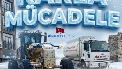 Zile Belediyesi ekipleri, zorlu kış şartlarına rağmen vatandaşlarımızın güvenliği ve