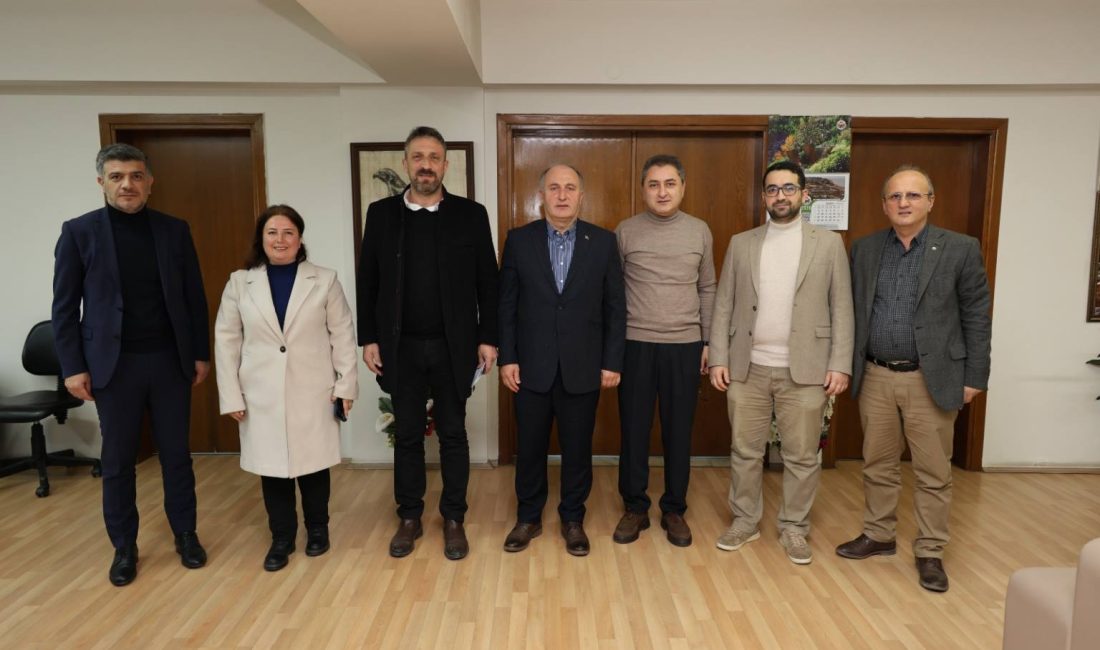 Arhavi’de yükseköğrenimin gelişimine katkı sunacak Arhavi Yükseköğretimi Destekleme Derneğinin kurulmasına