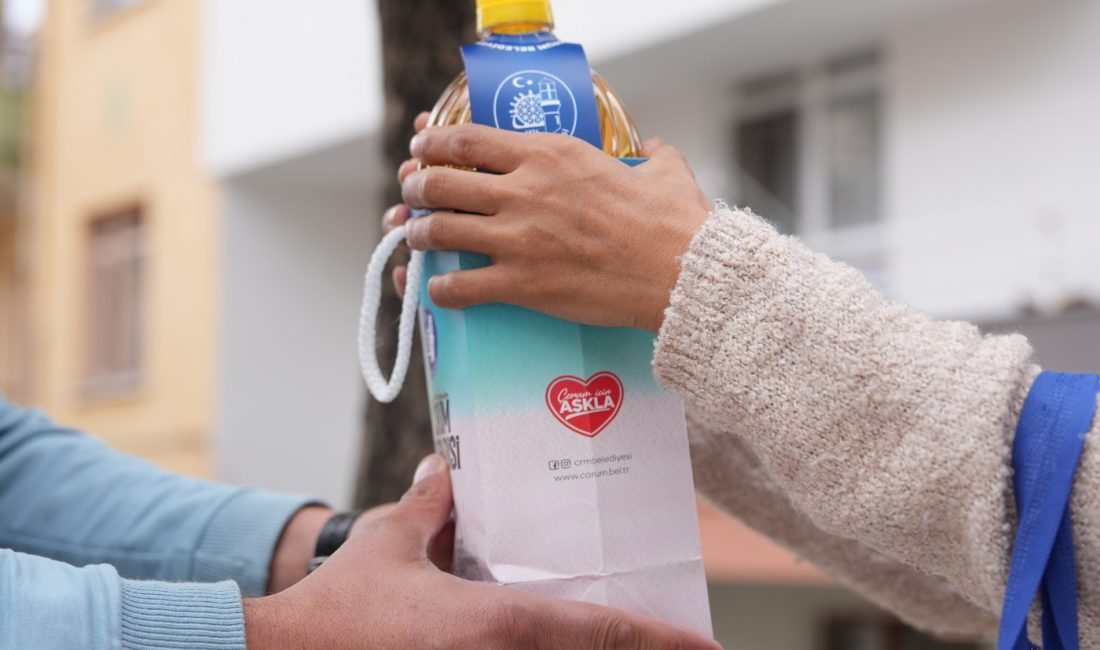 Çorum Belediyesi’nden İhtiyaç Sahibi Ailelere Ramazan Desteği Çorum Belediyesi, Ramazan ayında da ihtiyaç sahibi vatandaşların yanında olmaya