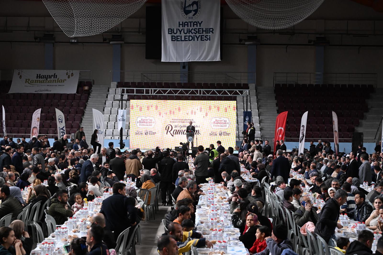 Ulaştırma ve Altyapı Bakanı Abdulkadir Uraloğlu, Hatay il programı kapsamında