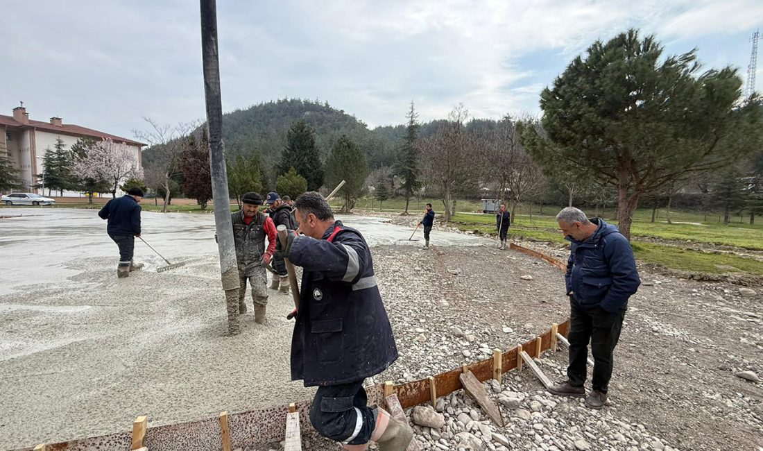 Karabük Belediyesi, Fatih Mahallesi TOKİ bölgesinde bulunan eski ve yıpranmış