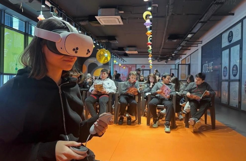 Recep Tayyip Erdoğan Üniversitesi öğretim üyelerinden Doç. Dr. Semiha İsmailoğlu,