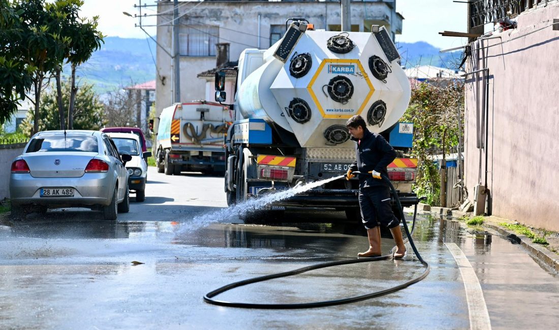 Altınordu Belediyesi, kent genelinde sağlıklı ve hijyenik yaşam için ‘Sokak