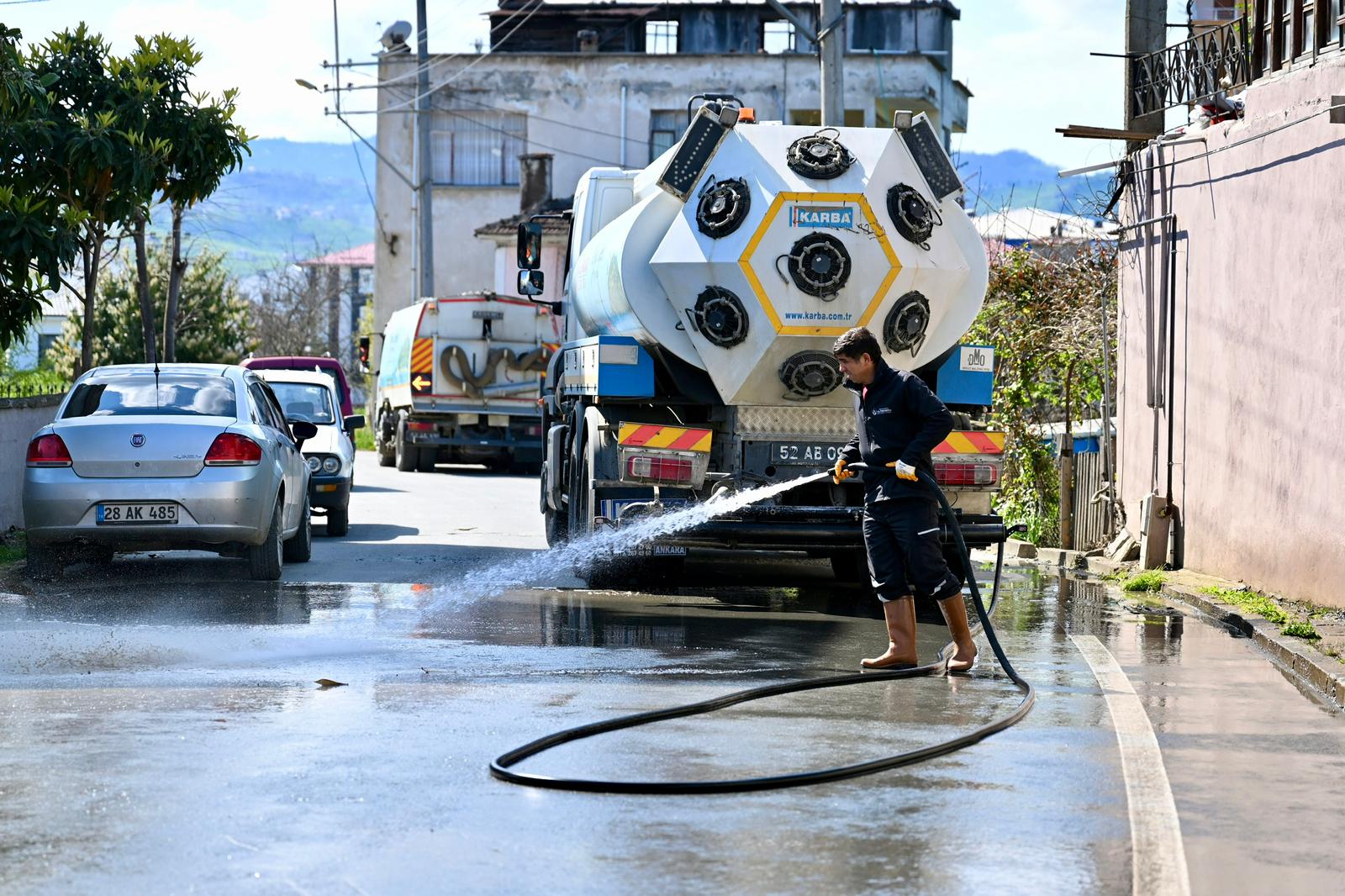 Altınordu Belediyesi, kent genelinde sağlıklı ve hijyenik yaşam için ‘Sokak