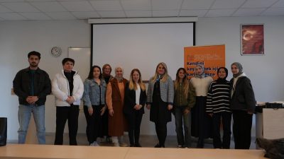 Düzce İş Kulübü, Düzce Üniversitesi öğrencilerinin hazır bulunduğu etkinlikte iş