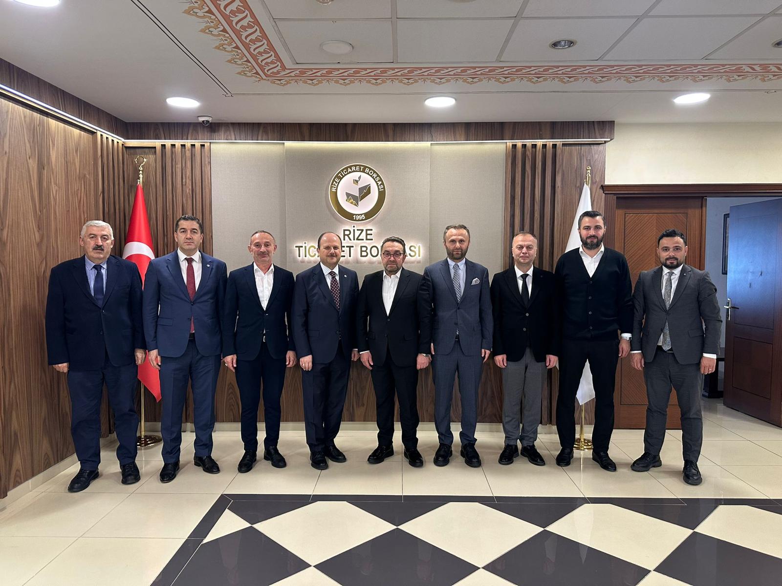 Ziraat Katılım Genel Müdürü Metin Özdemir, Kurumsal İletişim Bölüm Başkanı