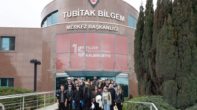 Sakarya GençTek ekibi, 25 öğrenci ve danışman öğretmenlerin katılımıyla Gebze