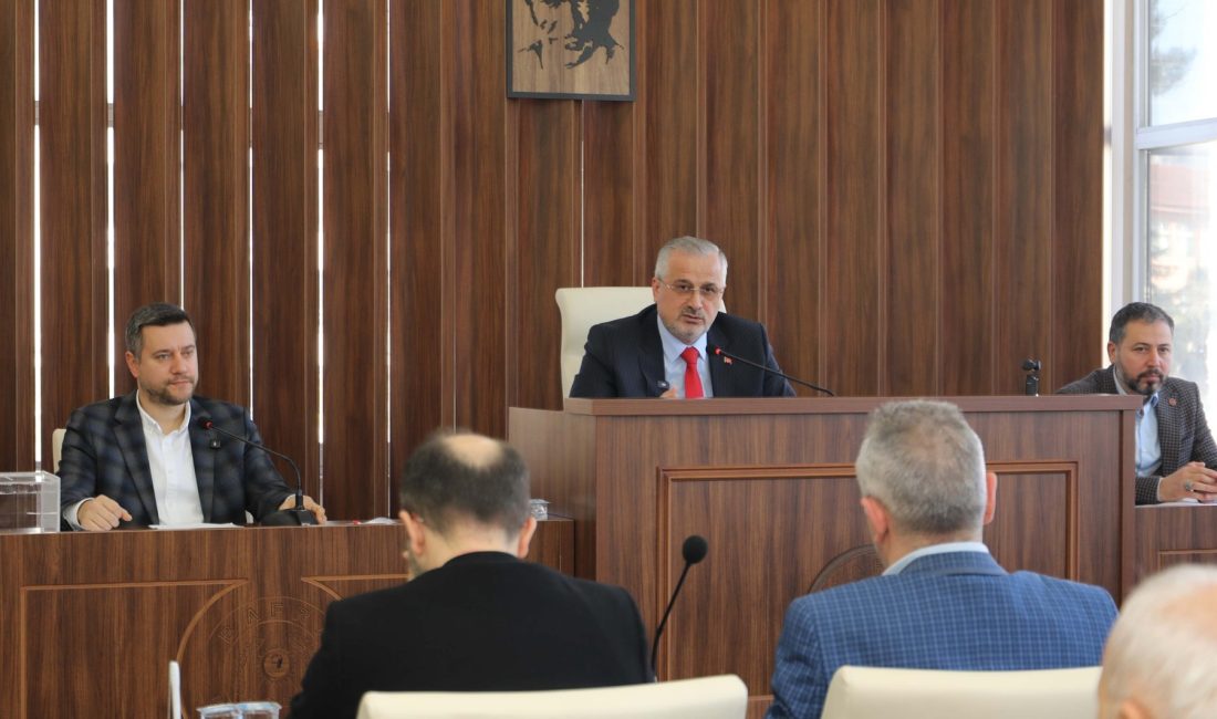 Bafra Belediye Meclisi Toplantı Salonu’nda Belediye Başkanı Hamit Kılıç’ın başkanlığında