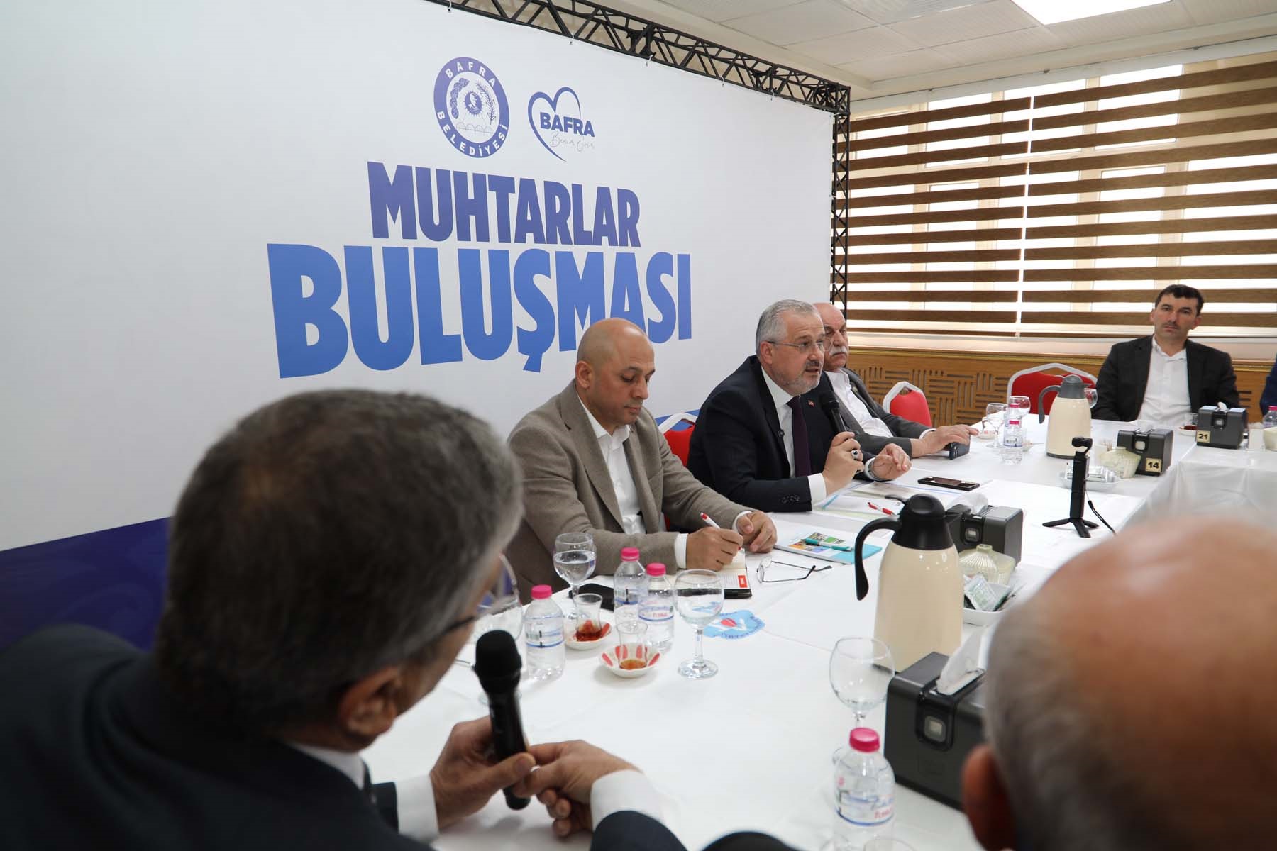 Bafra Belediye Başkanı Hamit Kılıç, mahallelerin ihtiyaç ve önceliklerini belirlemek