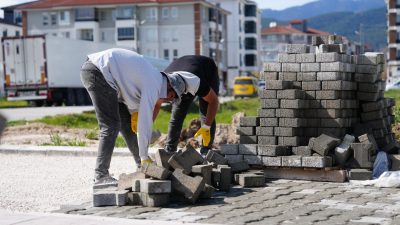 Bolu Belediyesi Fen İşleri Müdürlüğü ekipleri, Kültür Mahallesi Kanuni Sokak