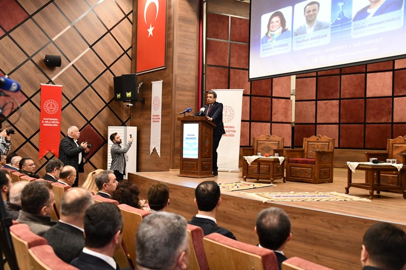 Kastamonu Valiliği himayelerinde İl Millî Eğitim Müdürlüğü tarafından Akran Nezaketi