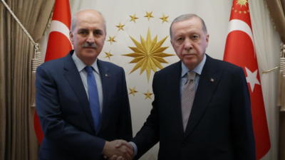 Cumhurbaşkanı Recep Tayyip Erdoğan, TBMM Başkanı Numan Kurtulmuş ile bir