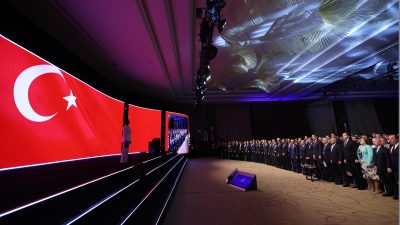 Enerji ve Tabii Kaynaklar Bakanı Alparslan Bayraktar, uzun dönemli enerji