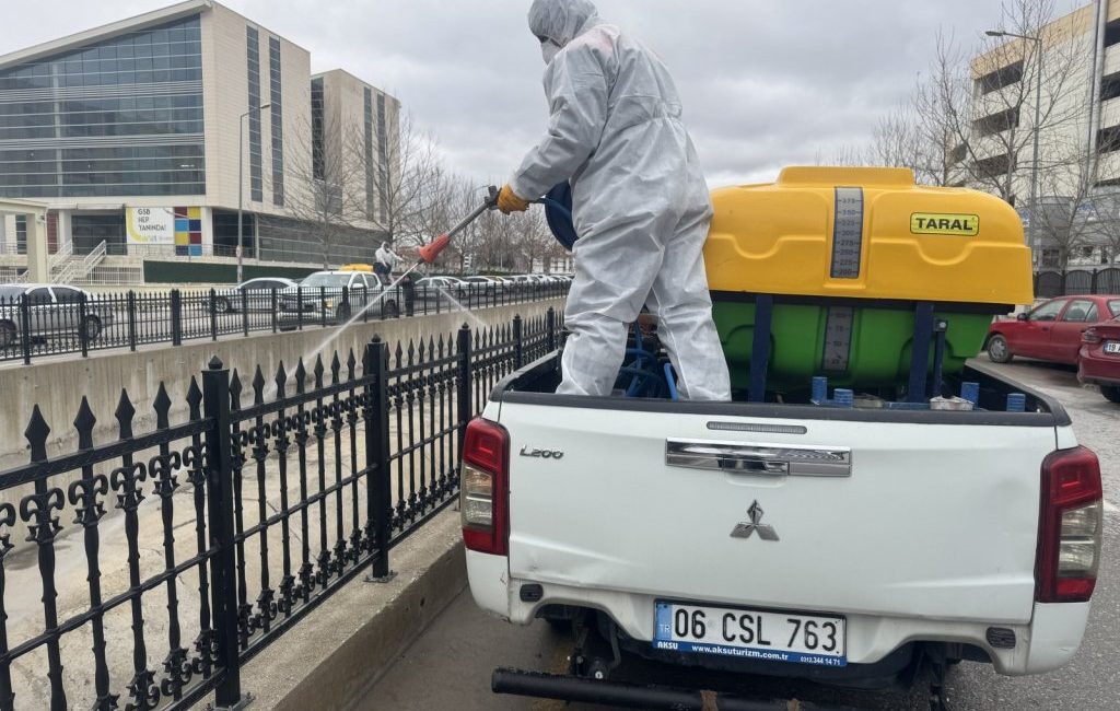 Çorum Belediyesi Temizlik İşleri Müdürlüğü, yaz aylarında artış gösteren sivrisinek