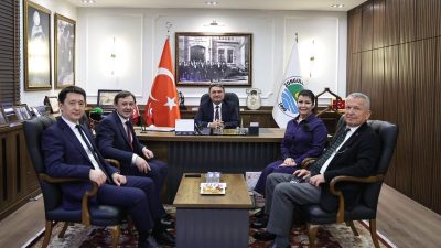 Tataristan Cumhuriyeti’nin Agryz kentinden gelen heyet, Zonguldak Belediye Başkanı Tahsin