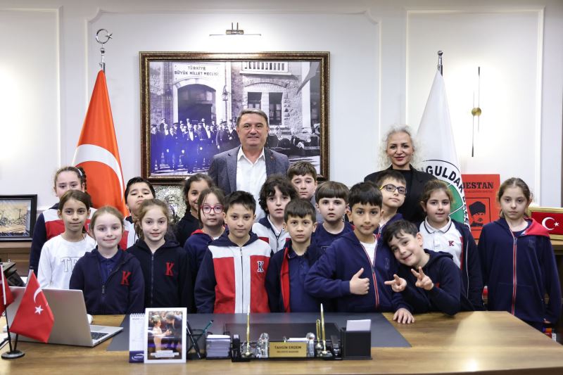 TED Koleji 3. ve 5. sınıf öğrencileri, öğretmenleri eşliğinde yerel