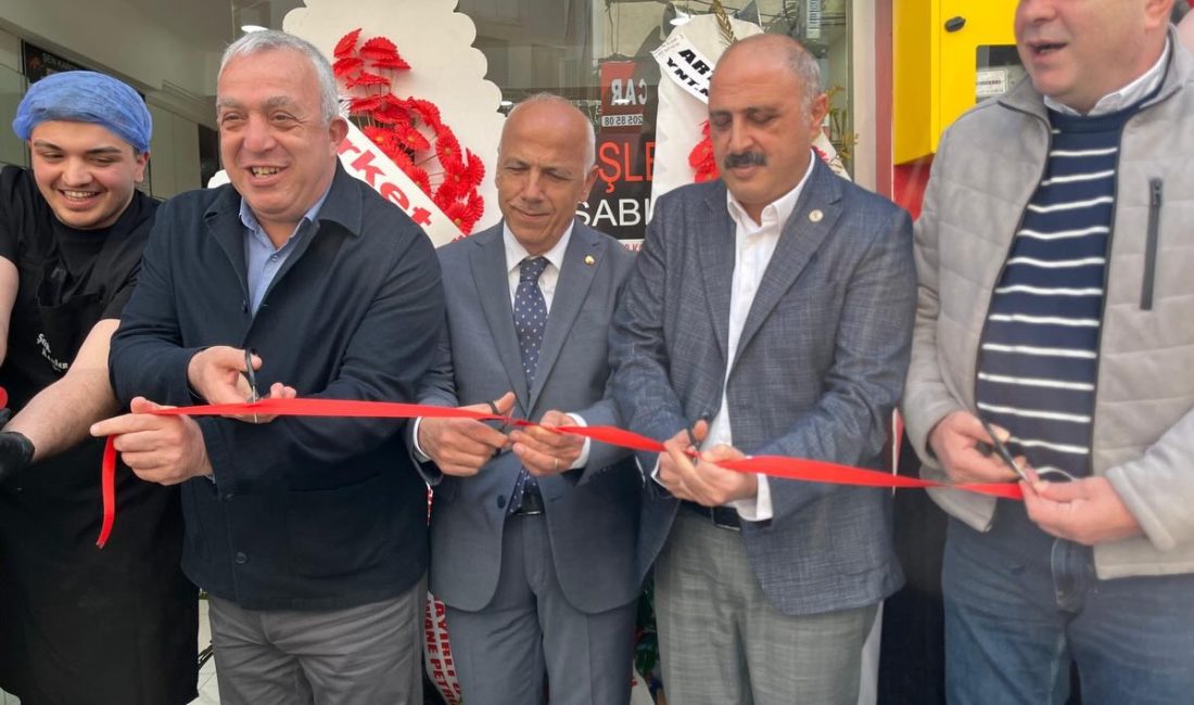 Artvin Belediye Başkanı Bilgehan Erdem, Bülent, Uğur ve Muhammed Tüylü’nün