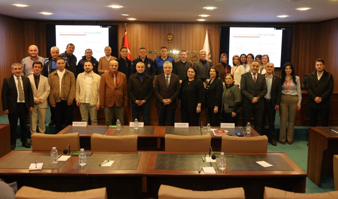 Altınordu Belediyesi Personeline Hizmet İçi Eğitim Altınordu Belediyesi, personelinin mevzuat bilgisi ve kurumsal yetkinliğini artırmak amacıyla