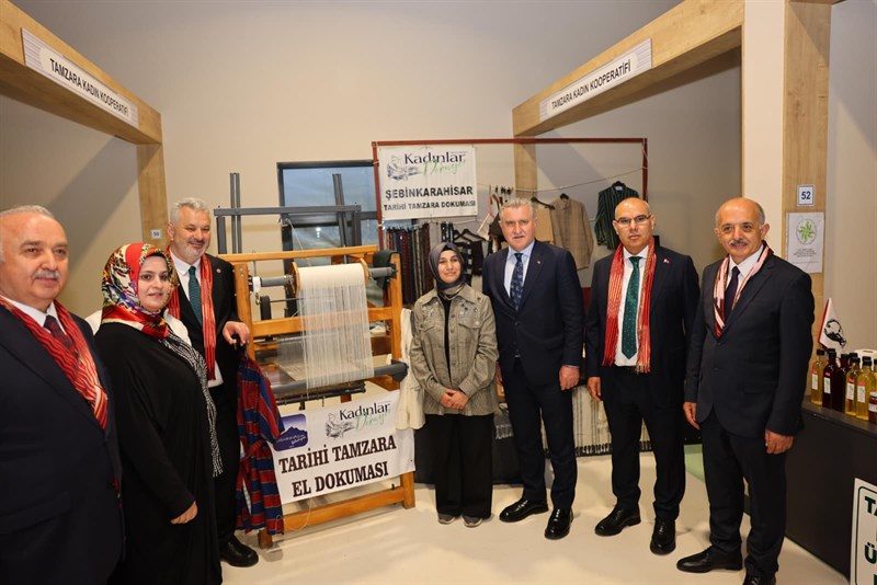 Vali Mustafa Koç, 18. Giresun Tanıtım Günleri Açılış Törenine Katıldı Giresun Federasyonu tarafından bu yıl 18’incisi düzenlenen İstanbul Giresun Tanıtım