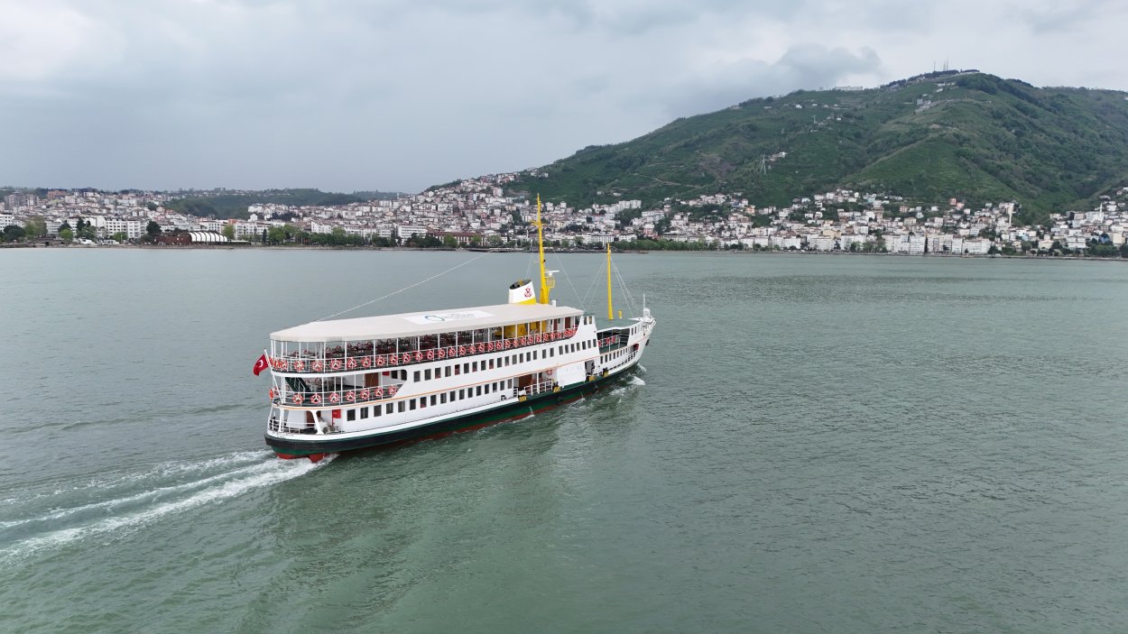 Başkan Güler’den Deniz Turizmine Yeni Hamle Restorasyon süreci tamamlanan Şehit Necati Gürkaya Gemisi yaz sezonuna hazır.