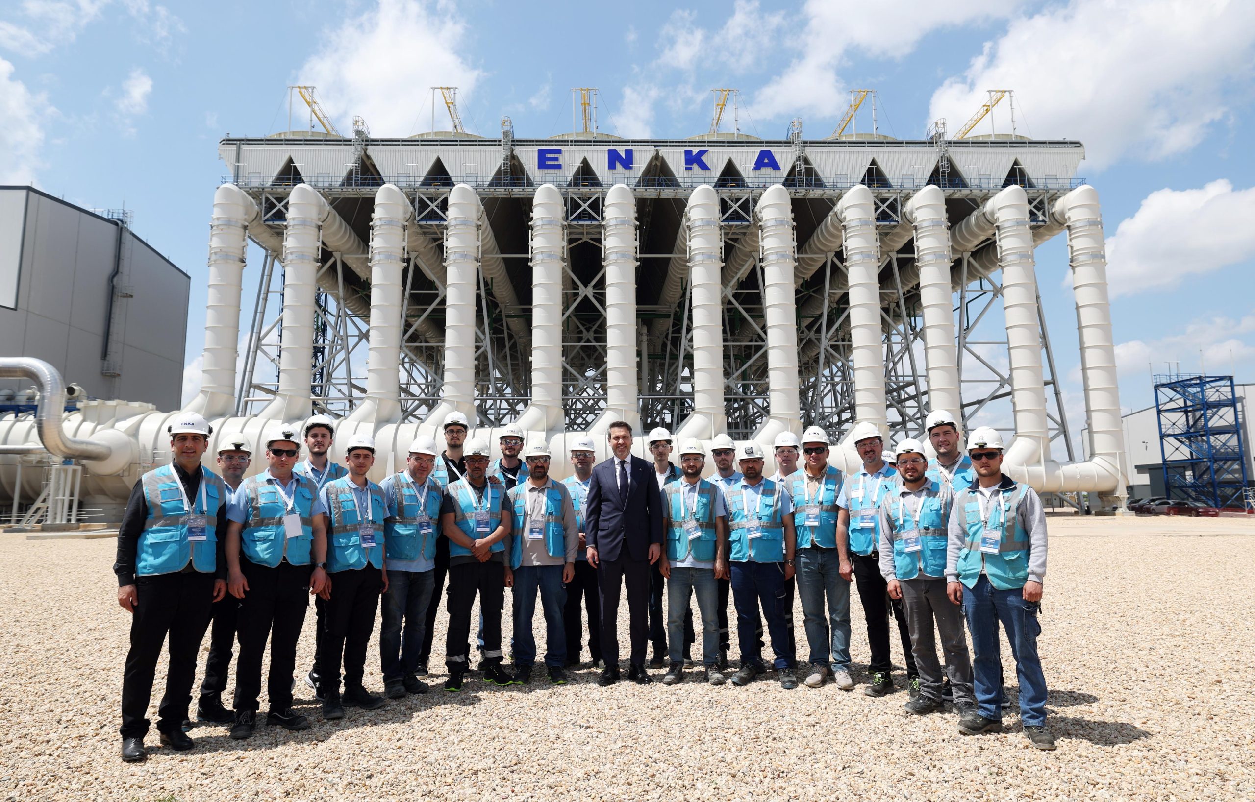Enerji ve Tabii Kaynaklar Bakanı Alparslan Bayraktar, 850 megavat kapasiteli