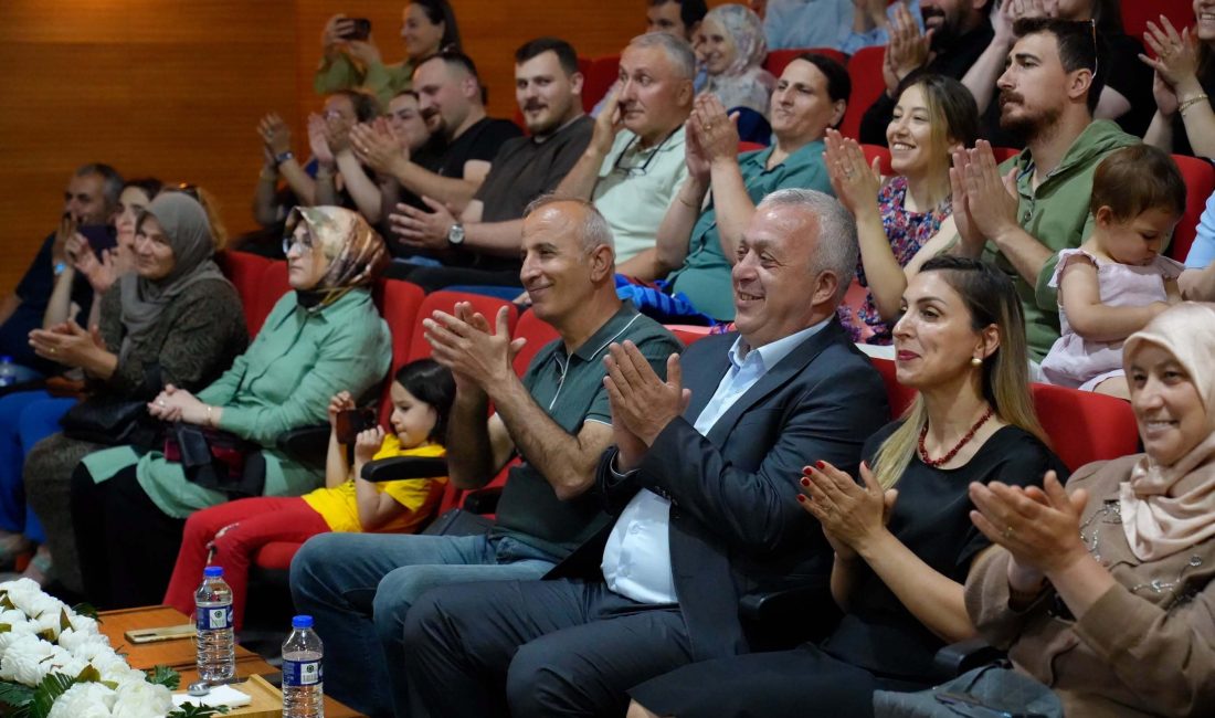 Belediye Başkanımız Sayın Bilgehan Erdem, Artvin Belediyesi Gündüz Çocuk Bakımevi’nde