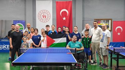  Sakarya, Filistin Masa Tenisi Milli Takımı’nın hazırlık kampına ev